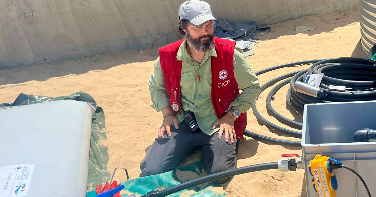 With a text, Australian Red Cross delegate Mark was called up to help in Gaza. Here’s what he saw.